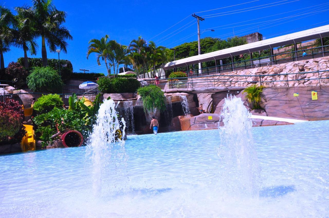 Diroma Resort Com Um Dia No Acqua Park Caldas Novas Exterior foto