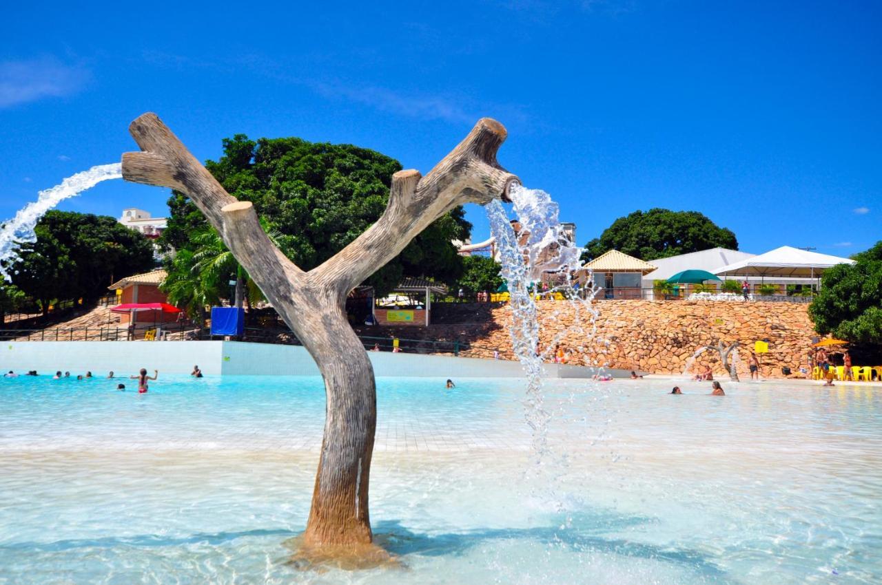 Diroma Resort Com Um Dia No Acqua Park Caldas Novas Exterior foto