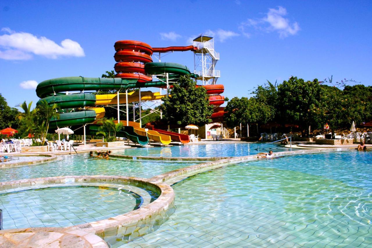 Diroma Resort Com Um Dia No Acqua Park Caldas Novas Exterior foto